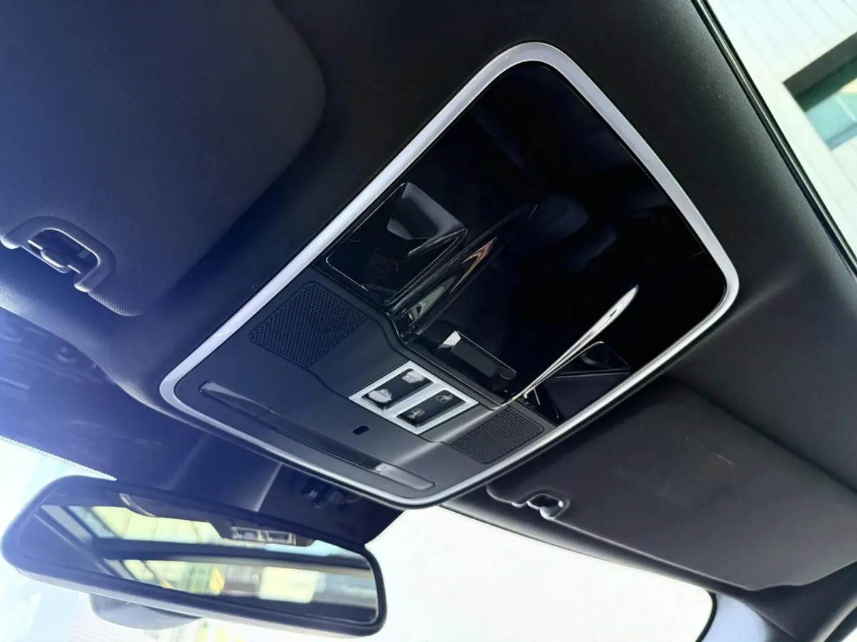 3.0 SDV6 HSE Dynamic