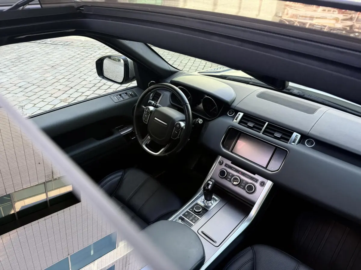 3.0 SDV6 HSE Dynamic