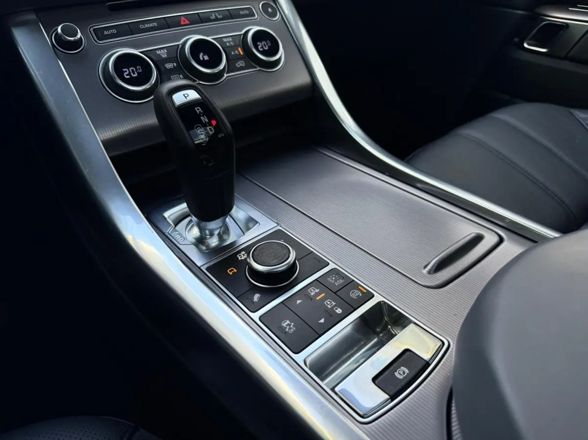 3.0 SDV6 HSE Dynamic