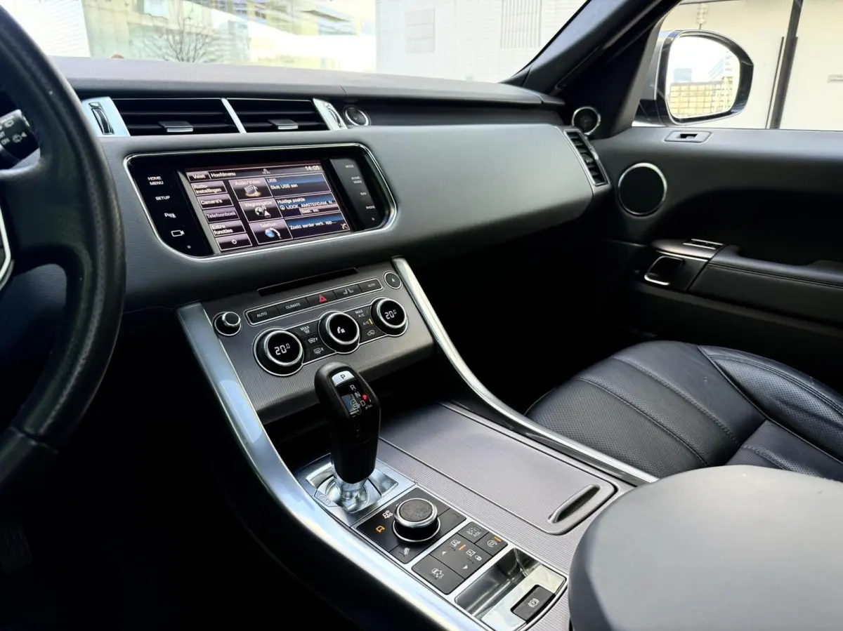 3.0 SDV6 HSE Dynamic