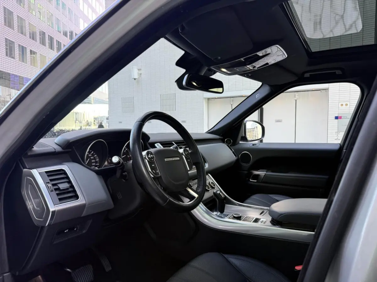 3.0 SDV6 HSE Dynamic
