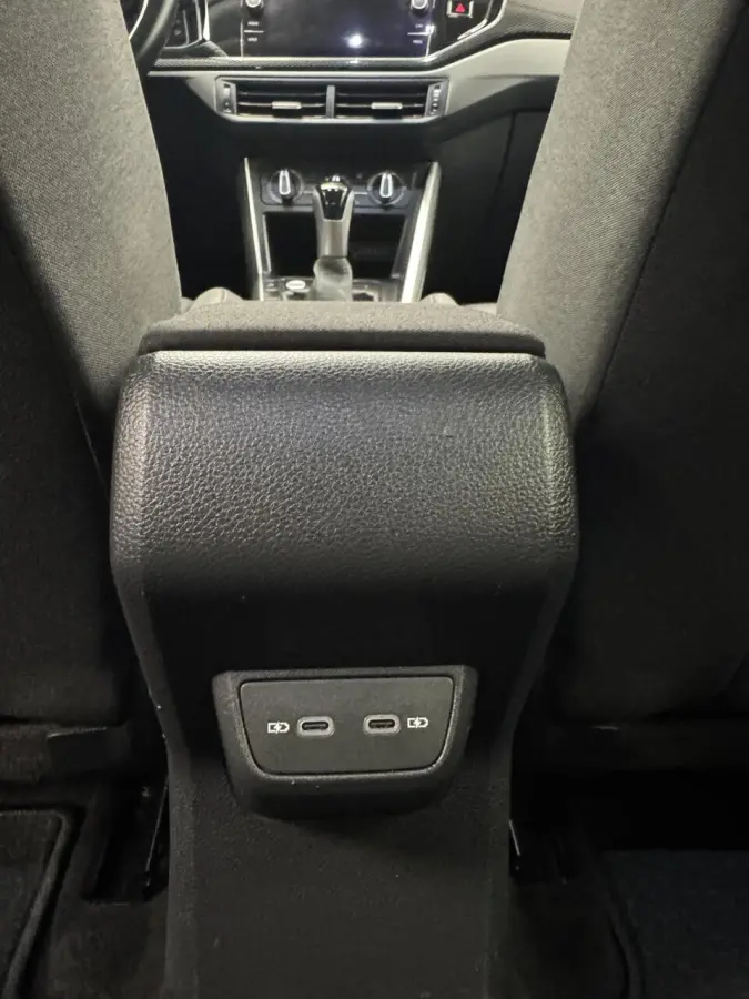 1.0 TSi Life Automaat-Trekhaak-Airco-Adapt.Cr.contr-Carplay-Camera-Parkeersensoren-Stoelverwarming-Lm16''velgen