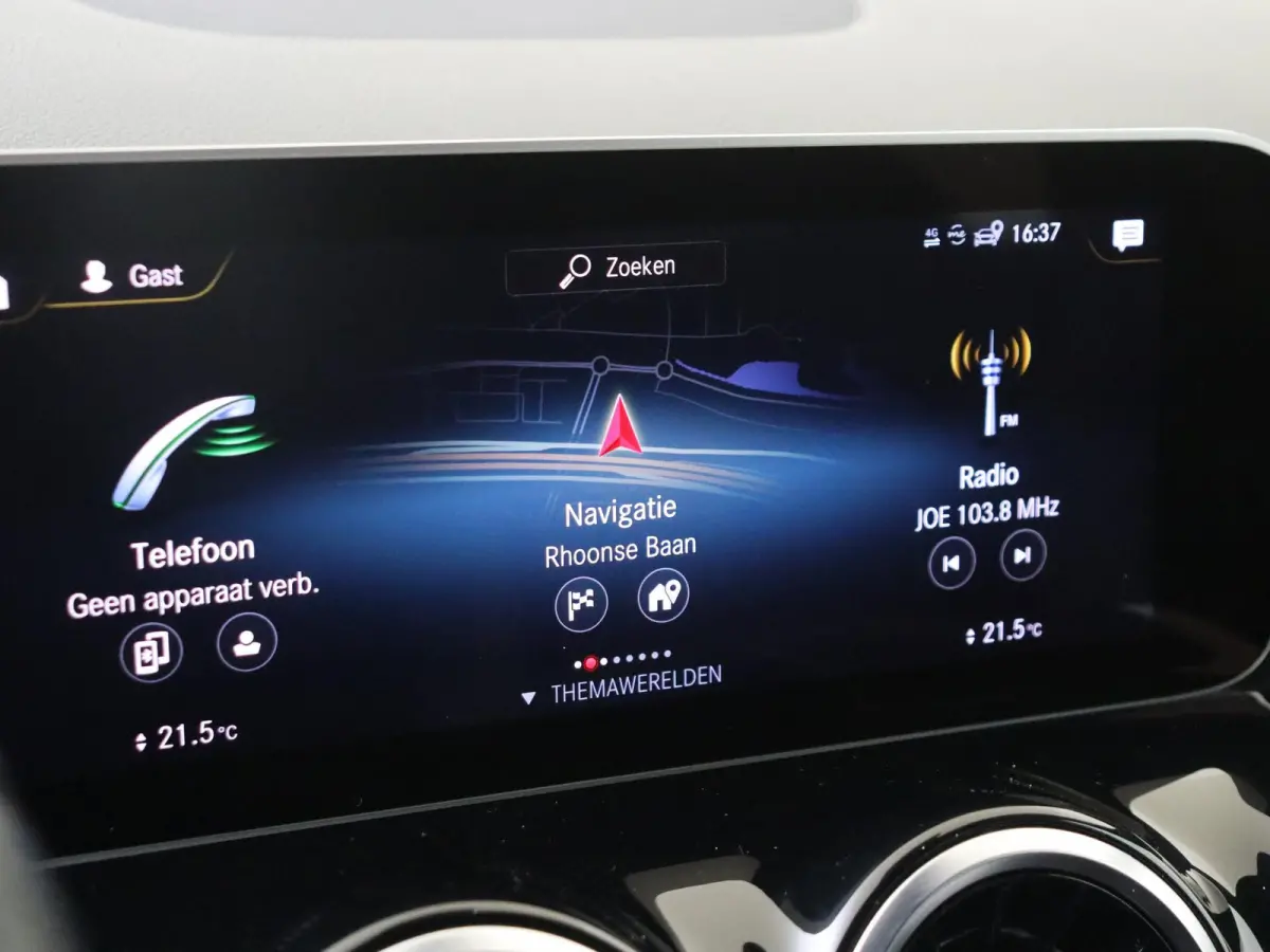 180 Business Solution AMG /Nightpakket /18Inch /Achteruitrijcamera /CarPlay