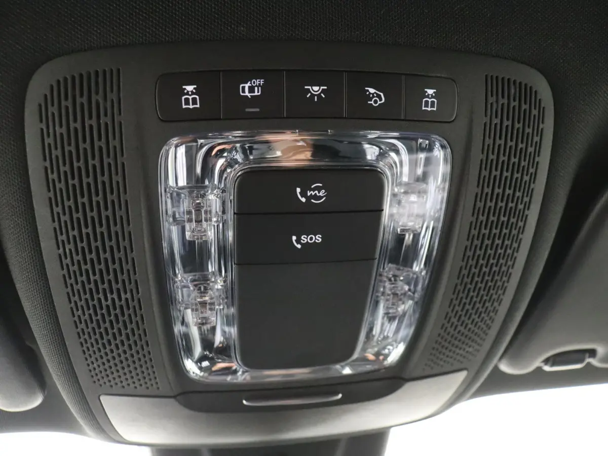 180 Business Solution AMG /Nightpakket /18Inch /Achteruitrijcamera /CarPlay