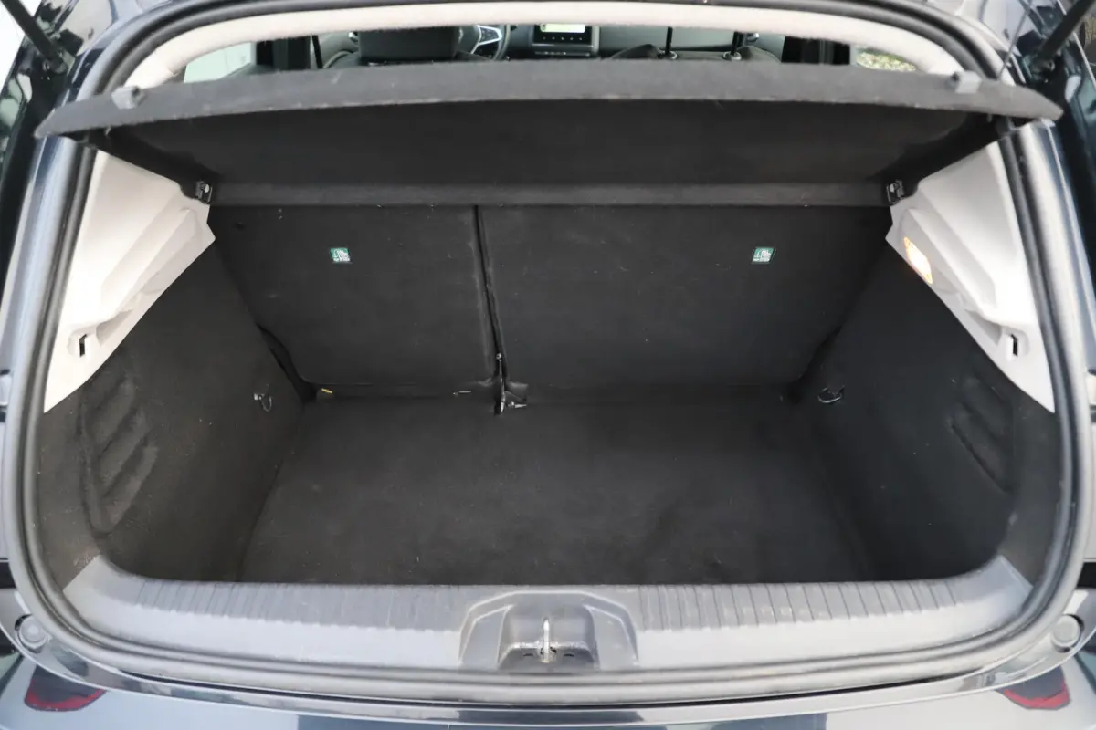 1.0 TCe 90 Equilibre 6-Bak Navigatie Carplay Android Airco Cruise Control Rijstrooksensor Parkeersensor