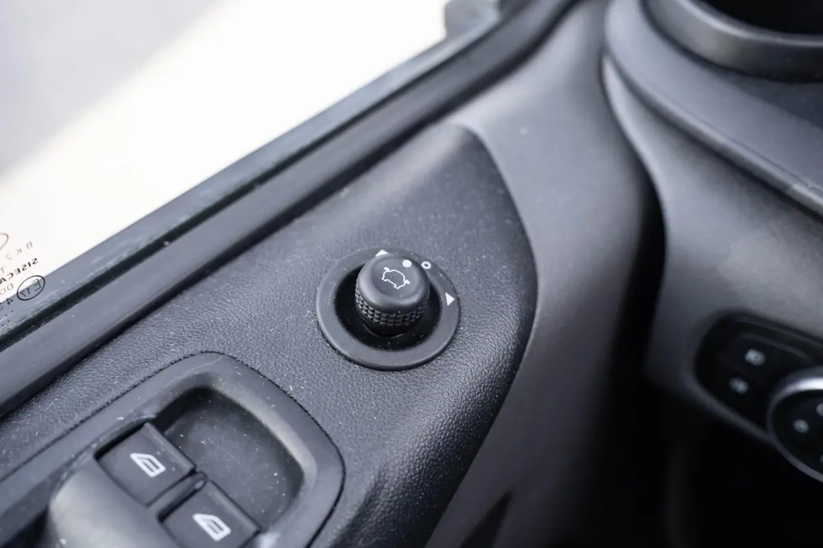 2.0 TDCi 130 pk L2H2 Hoog Dak Airco, Trekhaak Cruise Control, PDC V+A,