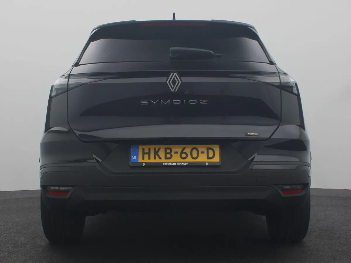 evolution full hybrid E-Tech 145 | Parkeercamera | Navigatie |