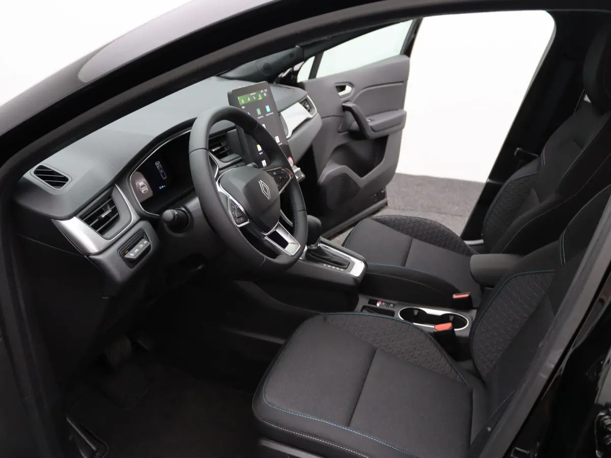 evolution full hybrid E-Tech 145 | Parkeercamera | Navigatie |
