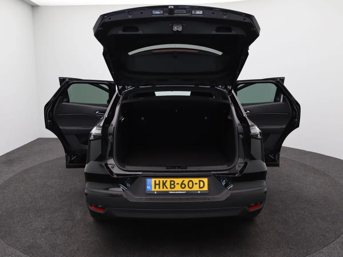 evolution full hybrid E-Tech 145 | Parkeercamera | Navigatie |