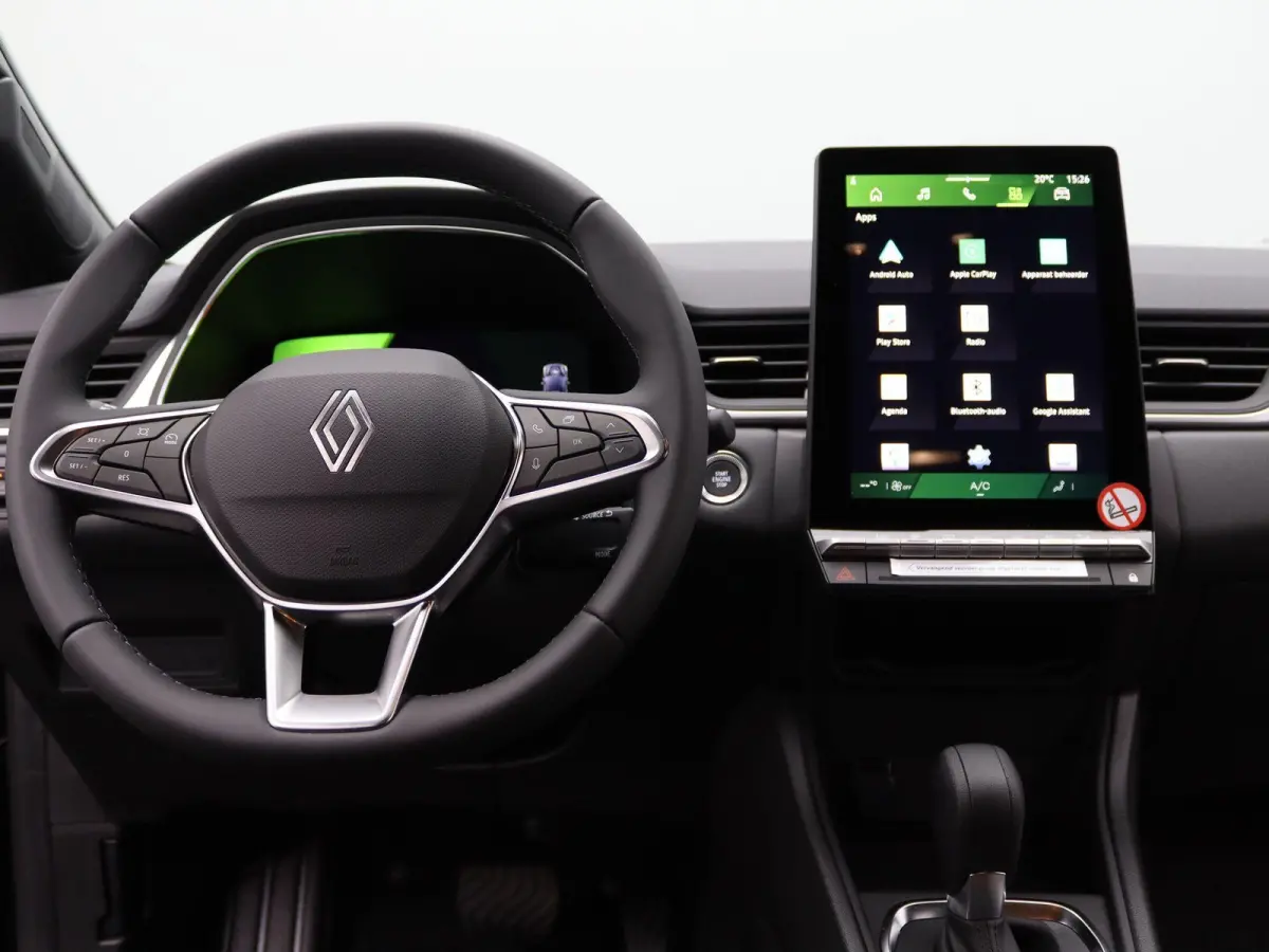 evolution full hybrid E-Tech 145 | Parkeercamera | Navigatie |