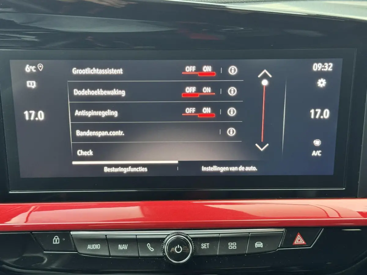 1.2 Turbo GS Line Adaptive cruise Climate control Dodehoekdetectie Parkeercamera/sensoren Apple/Android carplay