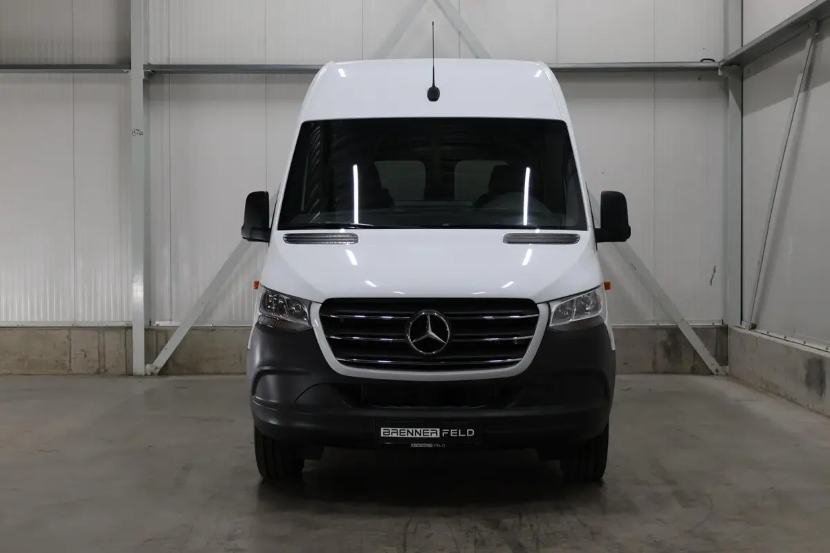 317 CDI L2 RWD