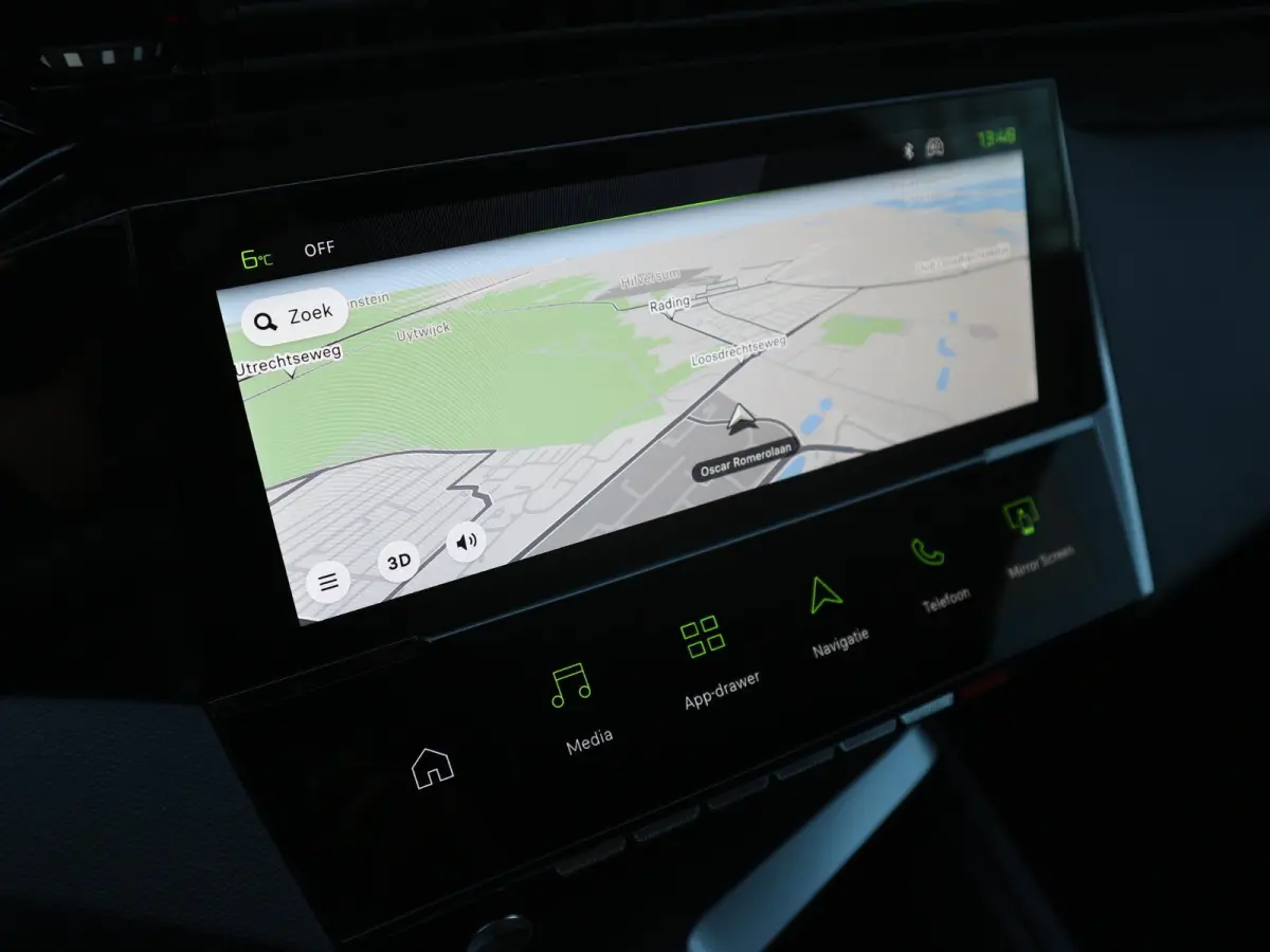 1.2 Hybrid 145 e-DCS6 GT / 360 Camera / Alcantara / LED