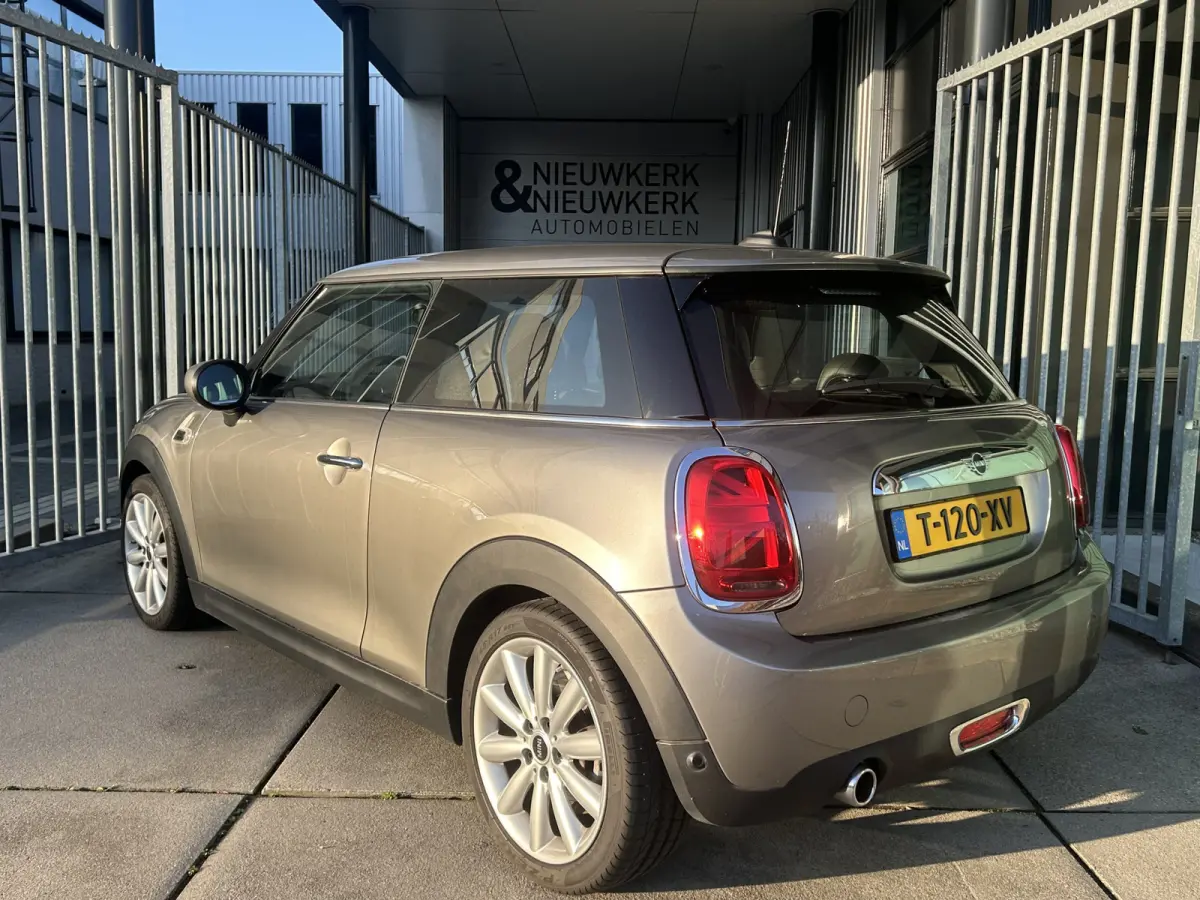 1.5 One Chili | AUTOMAAT | LEDER | CARPLAY/ANDROID | NAVI | CRUISE CONTROL | LMV 17'' | PDC V+A | STOELVERWARMING | CLIMATE CONTROL | LED | BLUETOOTH