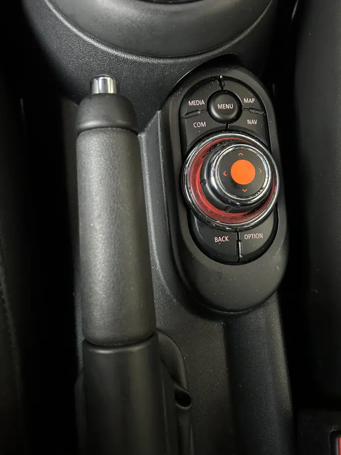 1.5 One Chili | AUTOMAAT | LEDER | CARPLAY/ANDROID | NAVI | CRUISE CONTROL | LMV 17'' | PDC V+A | STOELVERWARMING | CLIMATE CONTROL | LED | BLUETOOTH
