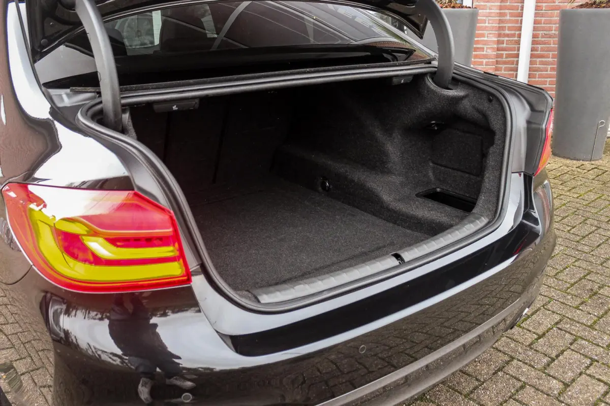 M550d xDrive High Executive | 2e eigenaar | Driving Assistant Plus | Innovation pakket | Stoelverwarming & -ventilatie | Stuurverwarming | Harman-kardon | 360 camera