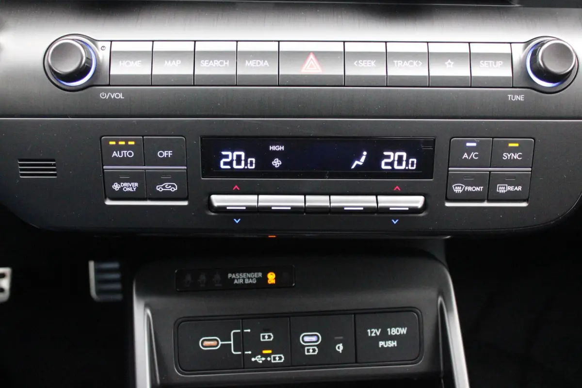 1.6 GDI 130PK HEV N LINE | *NIEUWE AUTO!* | NAVIGATIE | DRAADLOZE APPLE CARPLAY/ANDROID AUTO | ADAPTIVE CRUISE CONTROL | CLIMATE CONTROL | DODEHOEK DETECTIE | DRAADLOZE TELEFOONLADER |  18" 