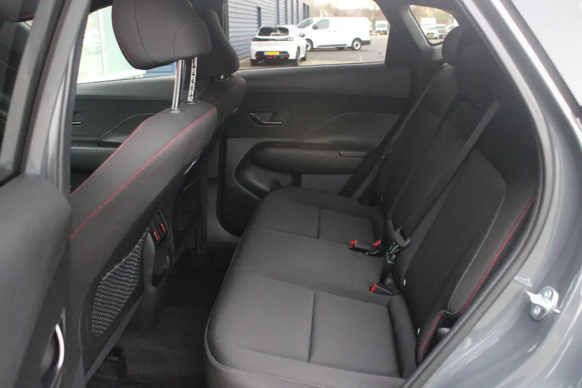 1.6 GDI 130PK HEV N LINE | *NIEUWE AUTO!* | NAVIGATIE | DRAADLOZE APPLE CARPLAY/ANDROID AUTO | ADAPTIVE CRUISE CONTROL | CLIMATE CONTROL | DODEHOEK DETECTIE | DRAADLOZE TELEFOONLADER |  18" 