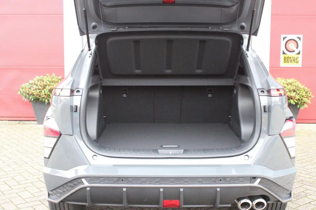 1.6 GDI 130PK HEV N LINE | *NIEUWE AUTO!* | NAVIGATIE | DRAADLOZE APPLE CARPLAY/ANDROID AUTO | ADAPTIVE CRUISE CONTROL | CLIMATE CONTROL | DODEHOEK DETECTIE | DRAADLOZE TELEFOONLADER |  18" 