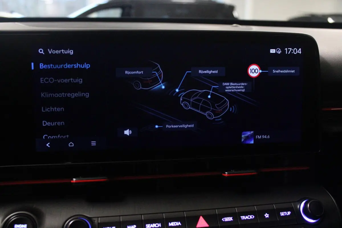 1.6 GDI 130PK HEV N LINE | *NIEUWE AUTO!* | NAVIGATIE | DRAADLOZE APPLE CARPLAY/ANDROID AUTO | ADAPTIVE CRUISE CONTROL | CLIMATE CONTROL | DODEHOEK DETECTIE | DRAADLOZE TELEFOONLADER |  18" 