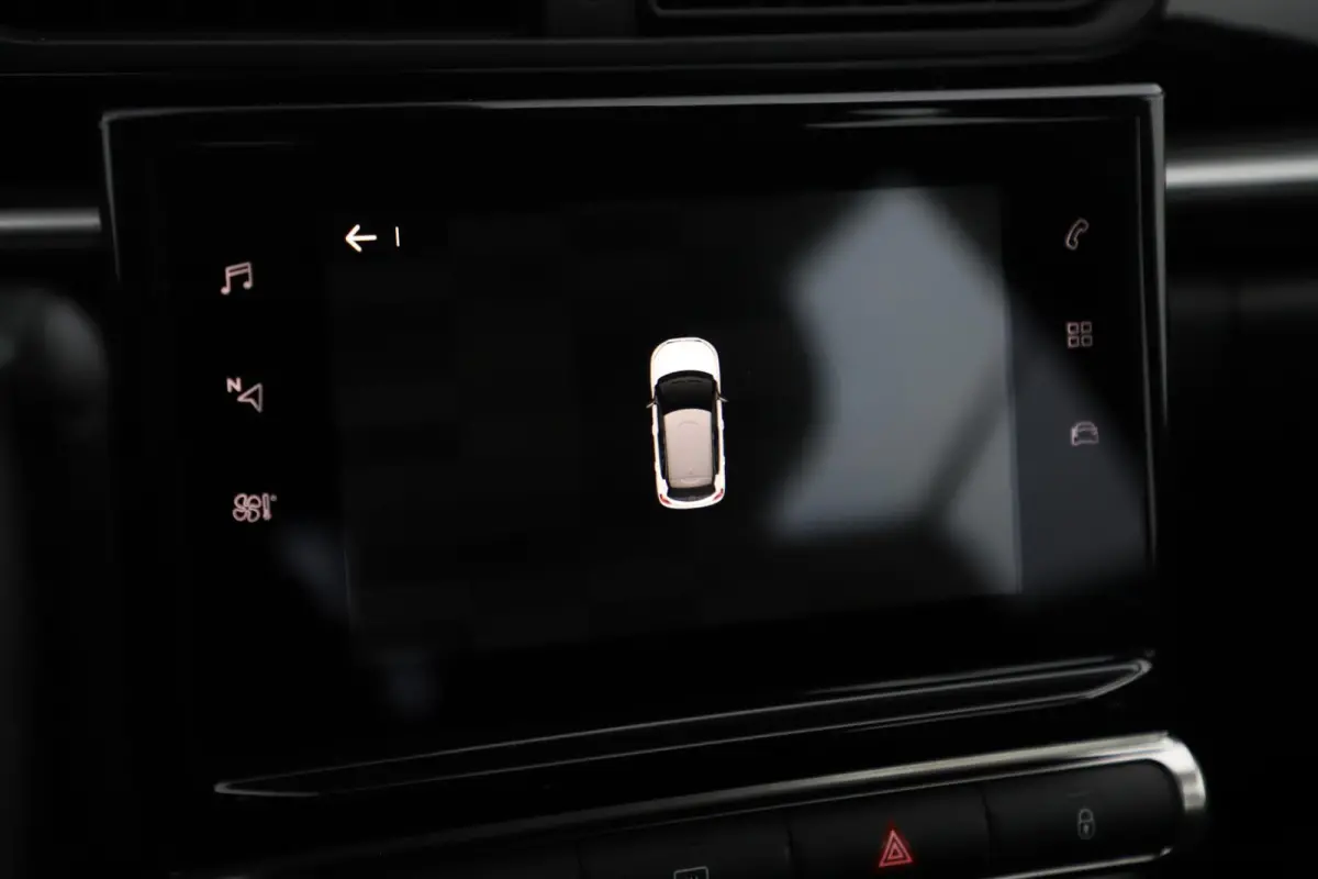 1.2 Feel Carplay Android Navigatie Climate Cruise Control Rijstrooksensor Parkeersensor All-season banden!