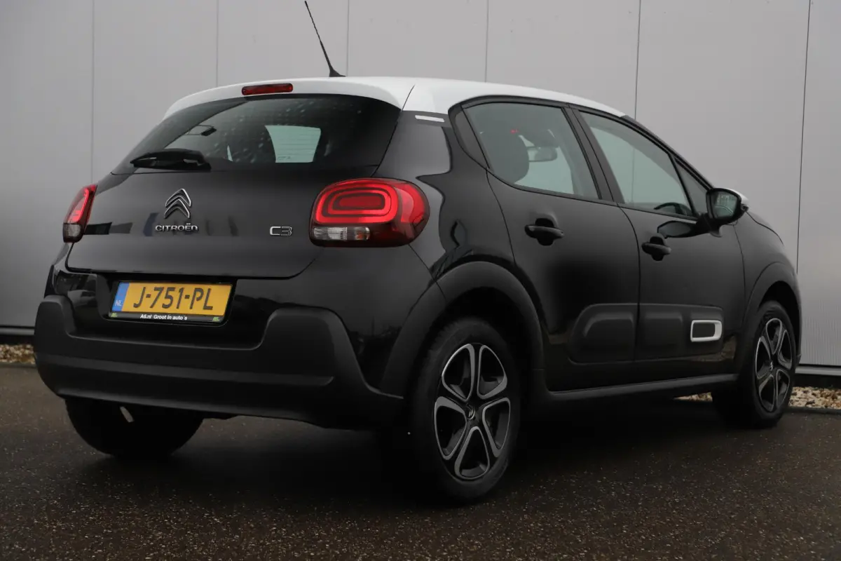 1.2 Feel Carplay Android Navigatie Climate Cruise Control Rijstrooksensor Parkeersensor All-season banden!