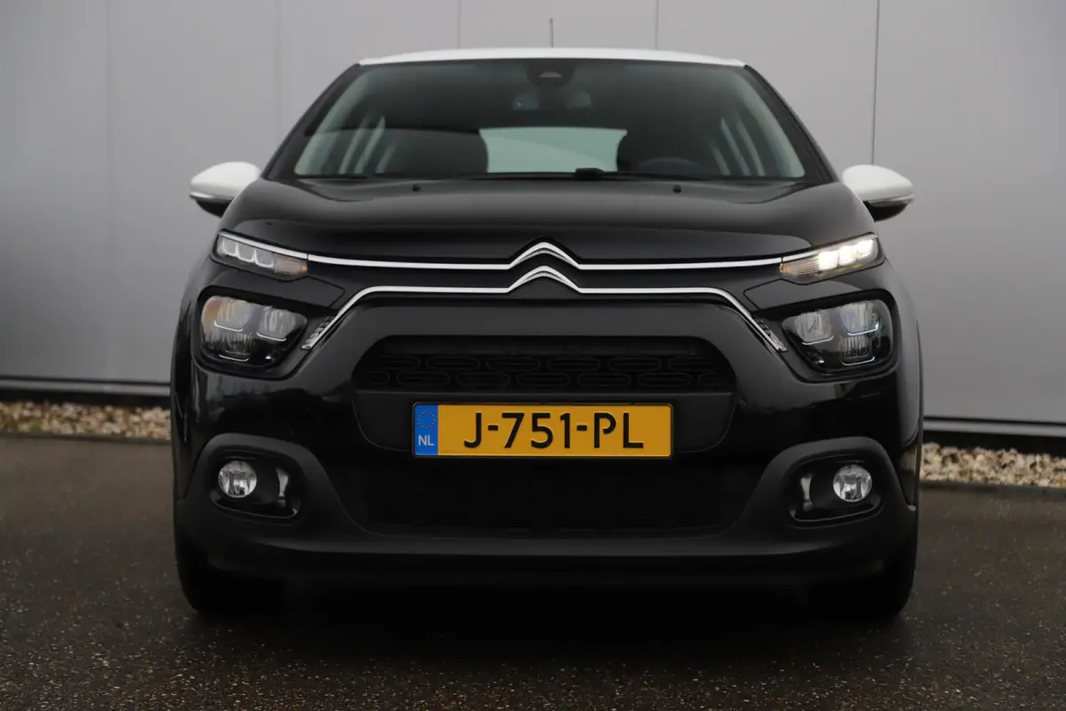 1.2 Feel Carplay Android Navigatie Climate Cruise Control Rijstrooksensor Parkeersensor All-season banden!