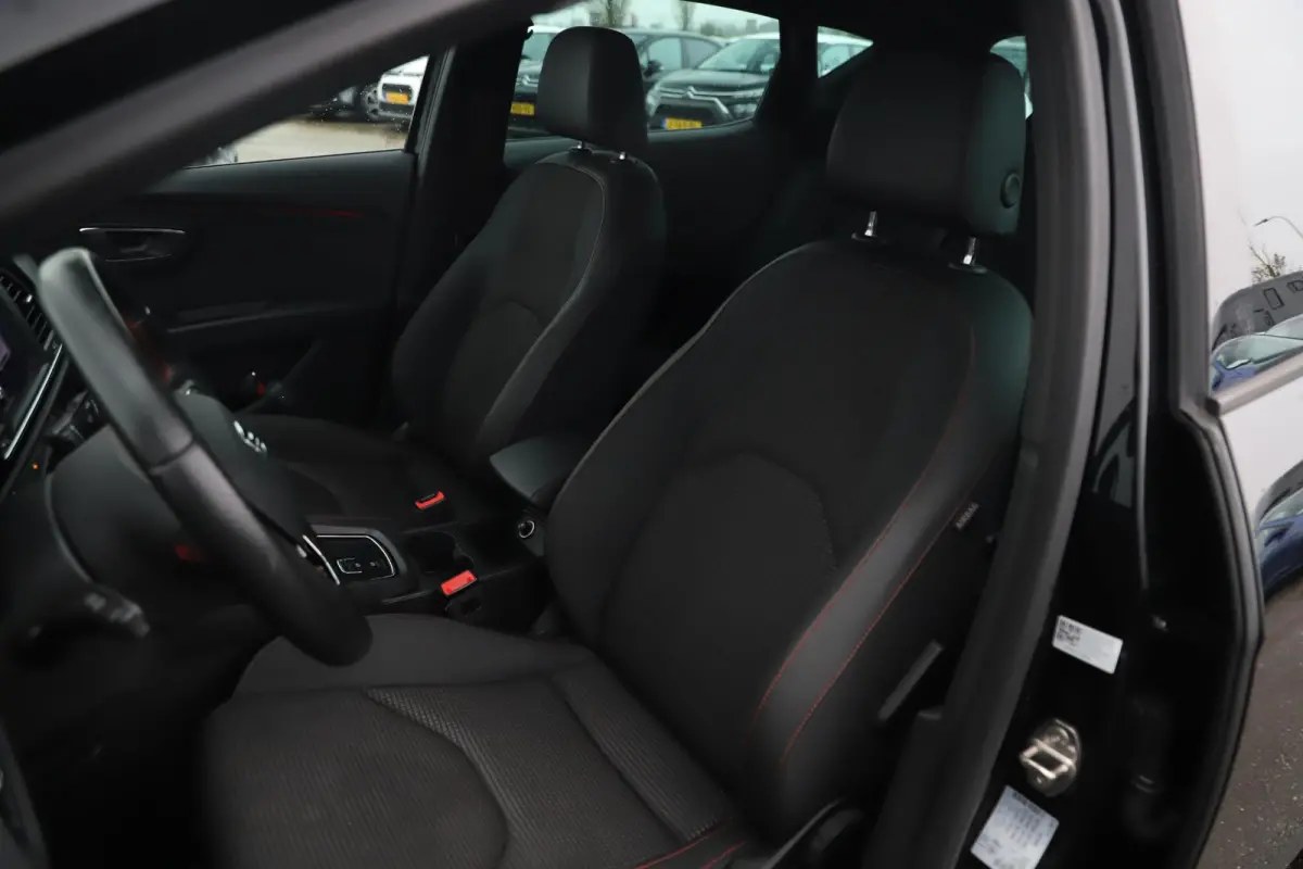 1.0 TSI FR Ultimate Edition Virtual Cockpit Full LED 17 inch LMV Beats Audio Navigatie Achteruitrijcamera Carplay Android Climate Cruise Control Stoelverwarming