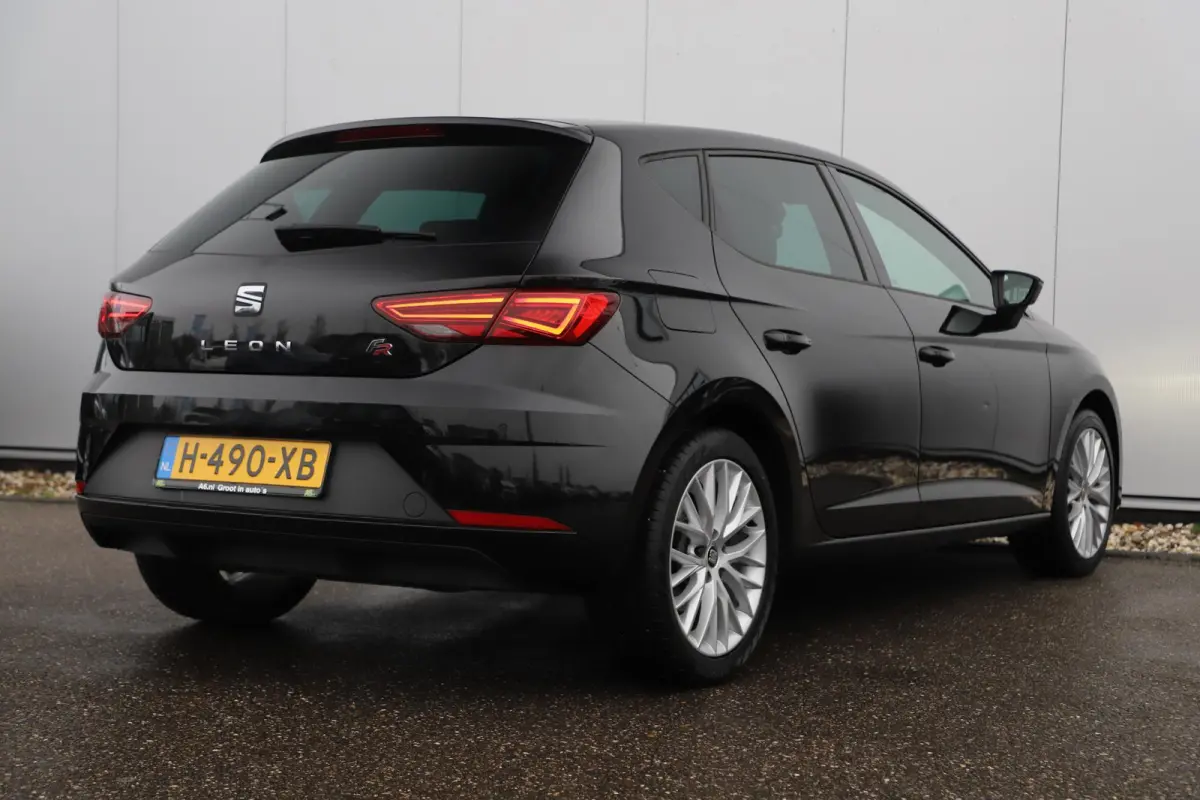 1.0 TSI FR Ultimate Edition Virtual Cockpit Full LED 17 inch LMV Beats Audio Navigatie Achteruitrijcamera Carplay Android Climate Cruise Control Stoelverwarming
