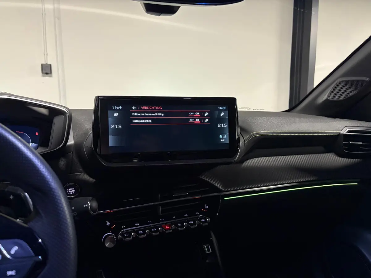 1.2 PureTech 100 GT PANO KEYLESS VOL'