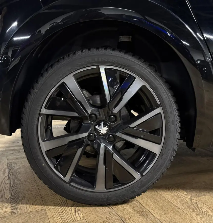 1.2 PureTech 100 GT PANO KEYLESS VOL'