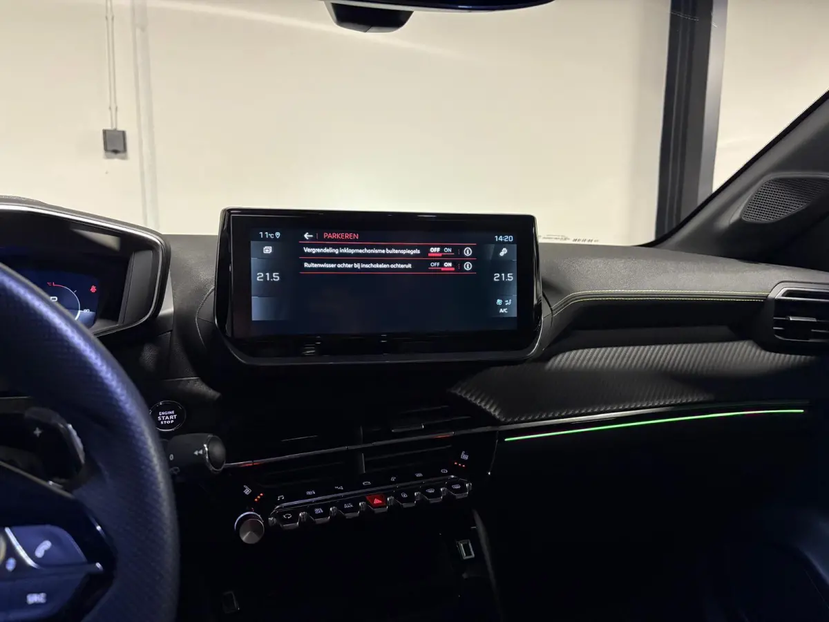 1.2 PureTech 100 GT PANO KEYLESS VOL'