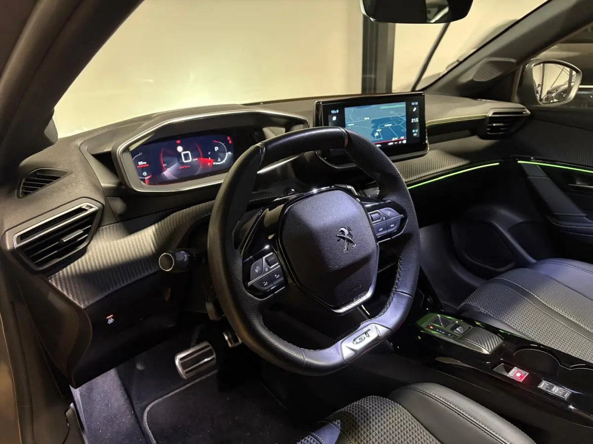 1.2 PureTech 100 GT PANO KEYLESS VOL'