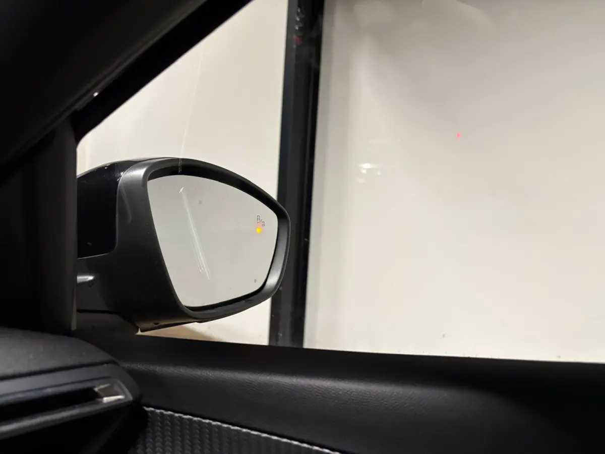 1.2 PureTech 100 GT PANO KEYLESS VOL'