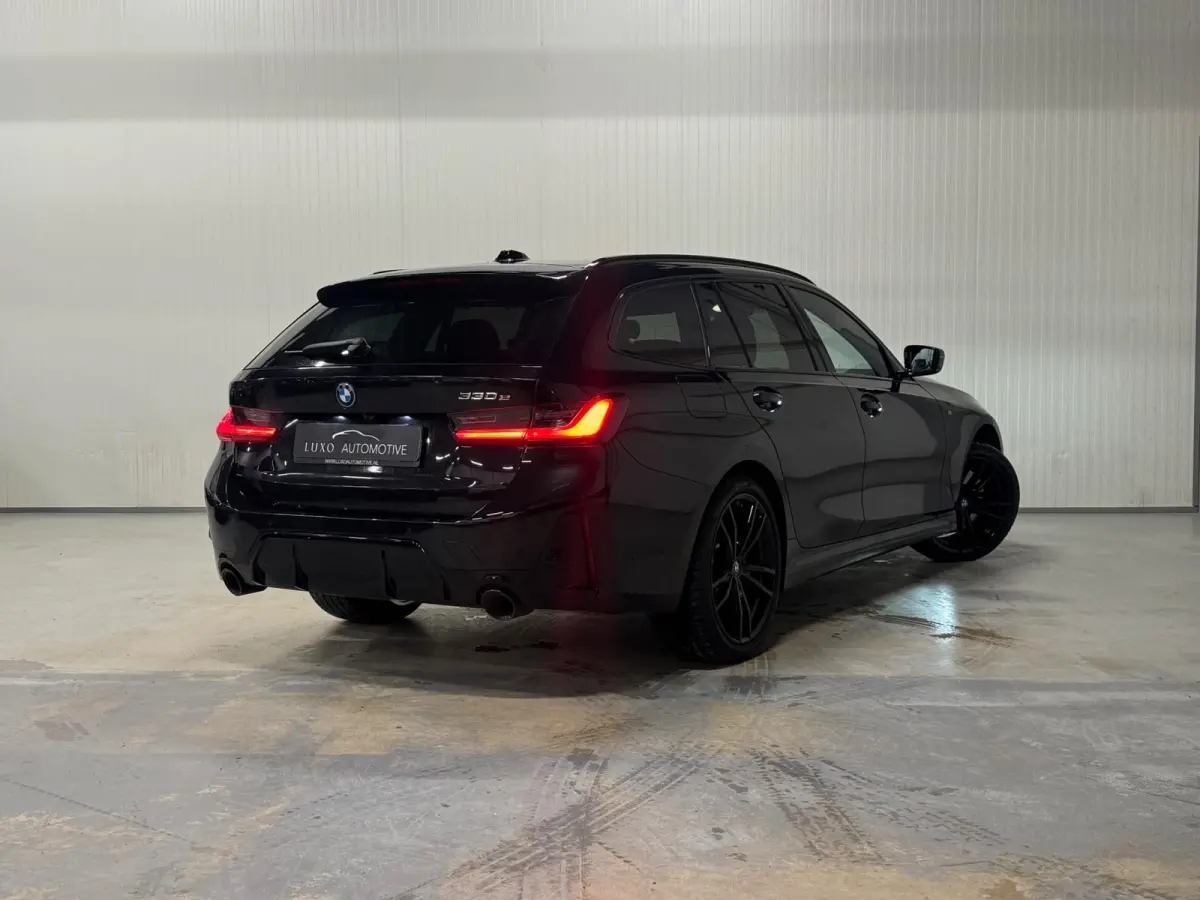 330e | M-SPORT | PANO | HUD | TREKHAAK | CAMERA | SHADOW LINE