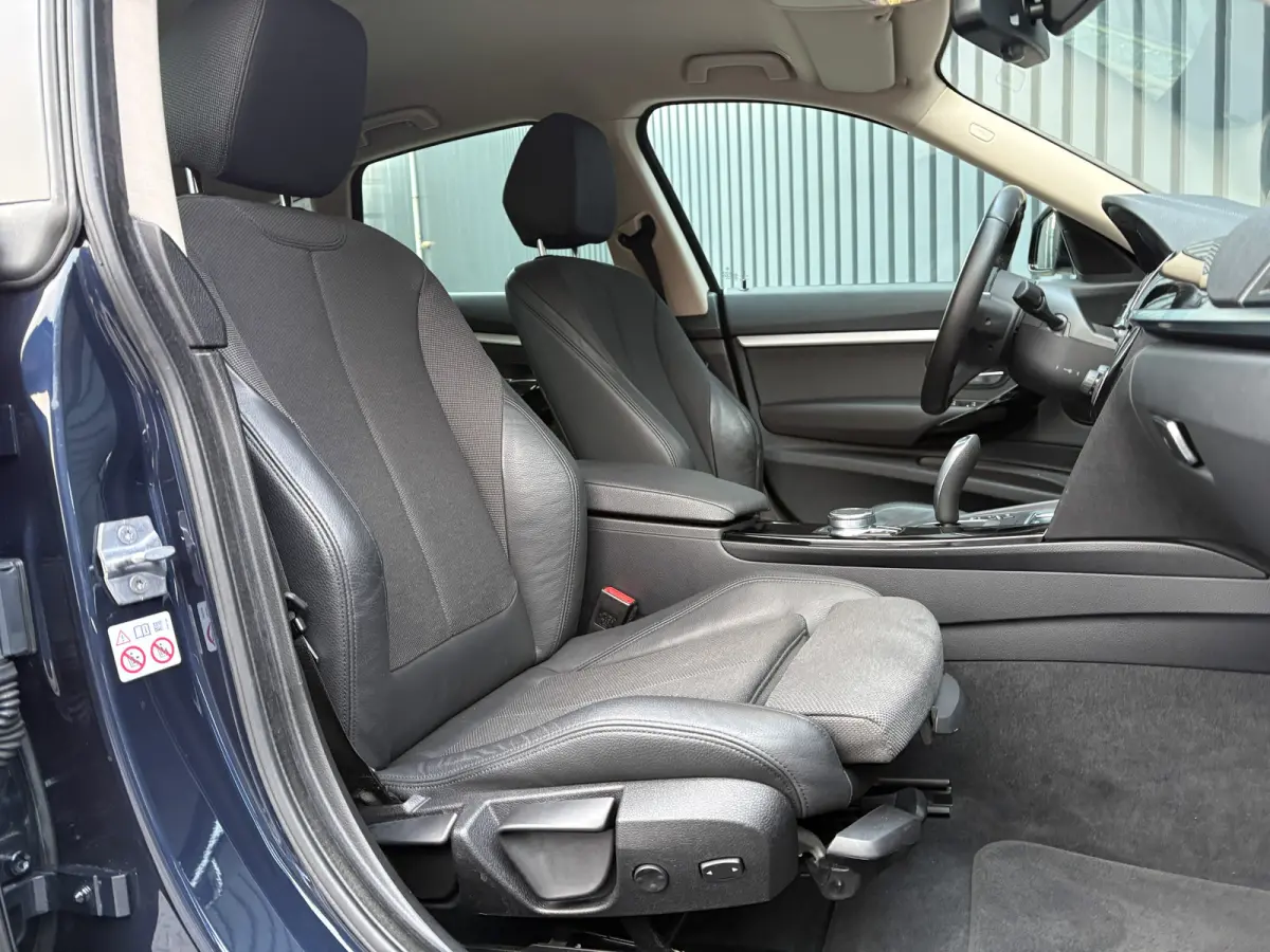 320i Executive | Apple Carplay | Head Up | Keyless | Prijs Rijklaar!!
