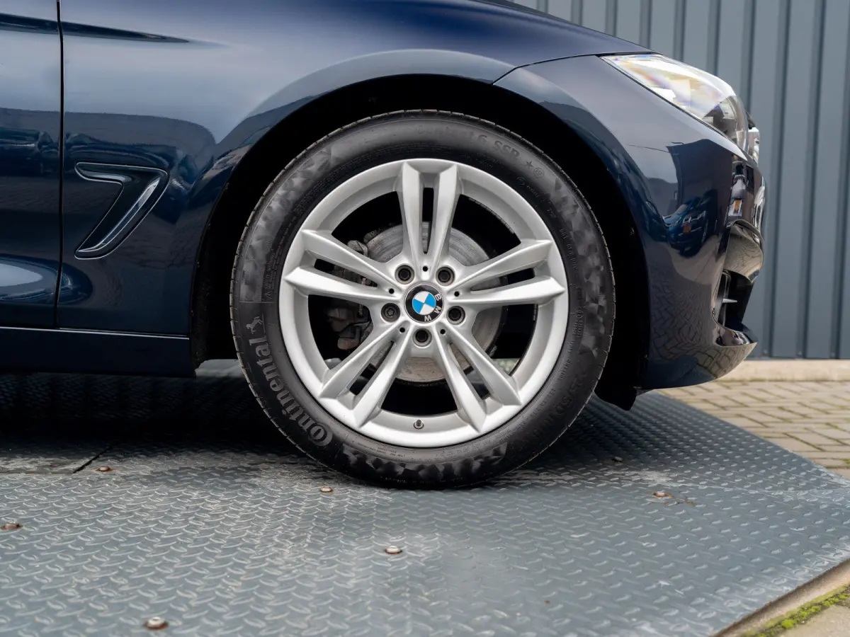 320i Executive | Apple Carplay | Head Up | Keyless | Prijs Rijklaar!!