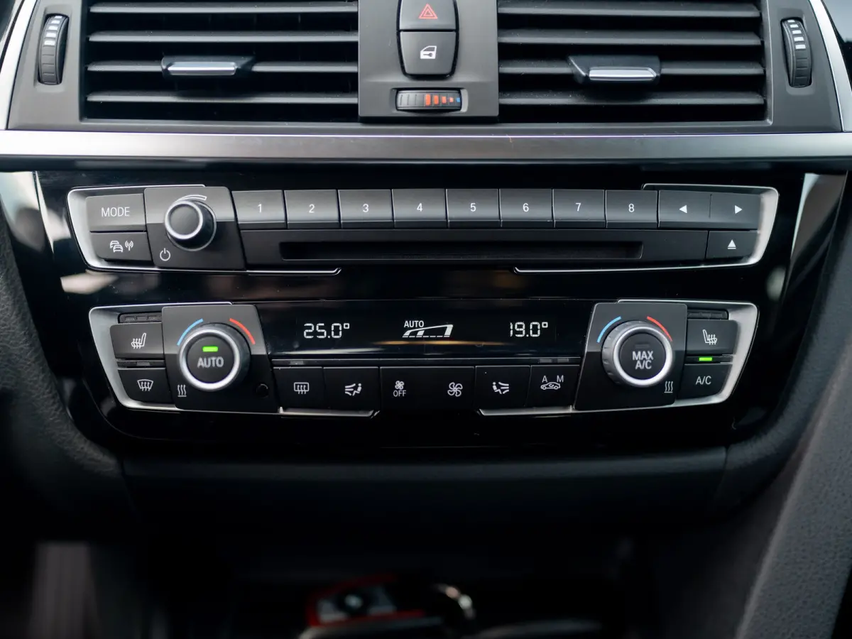 320i Executive | Apple Carplay | Head Up | Keyless | Prijs Rijklaar!!