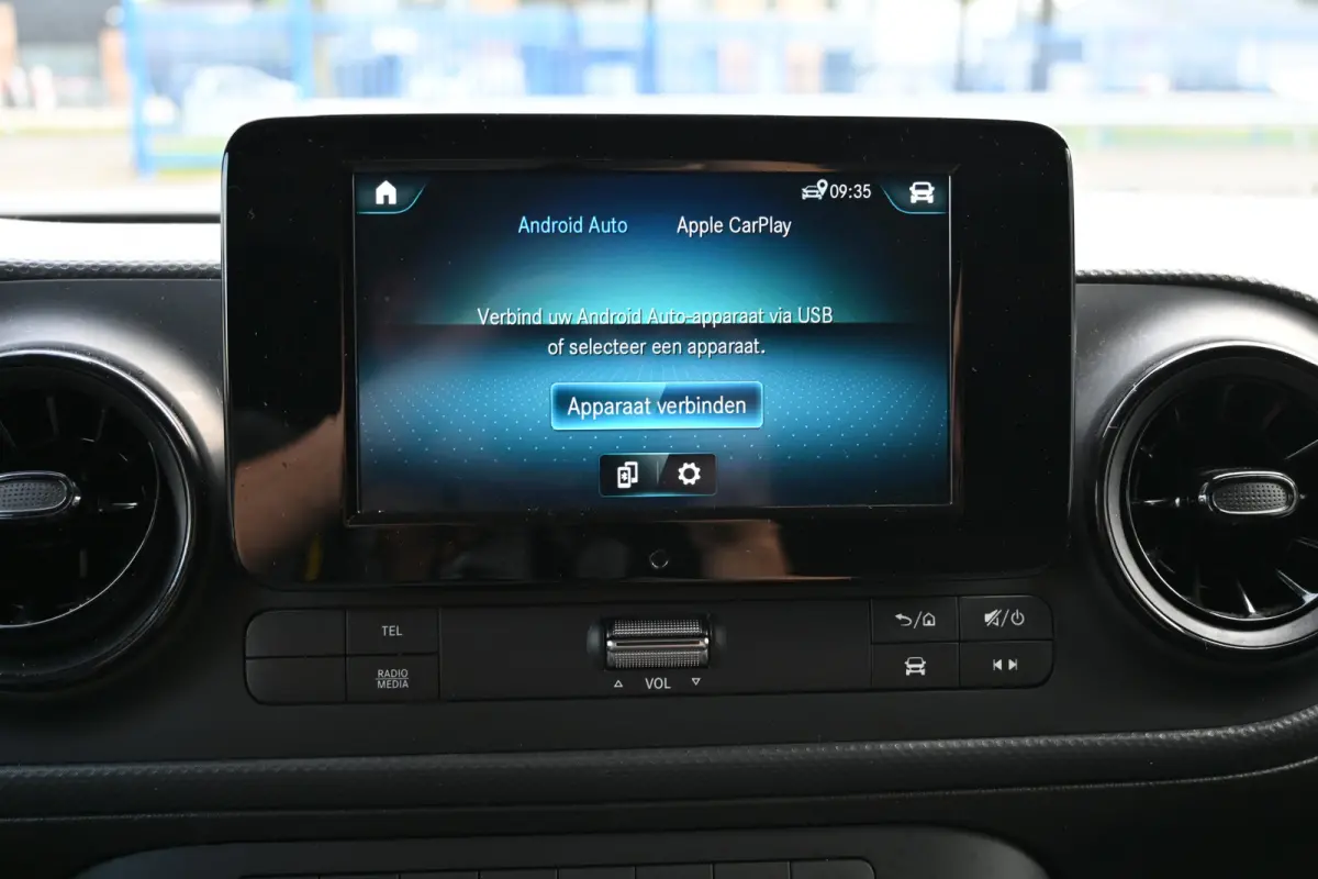 110 CDI L1 MBUX met Apple Carplay/Android Auto, Trekhaak, Cruise control