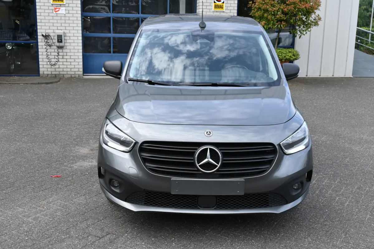 110 CDI L1 MBUX met Apple Carplay/Android Auto, Trekhaak, Cruise control