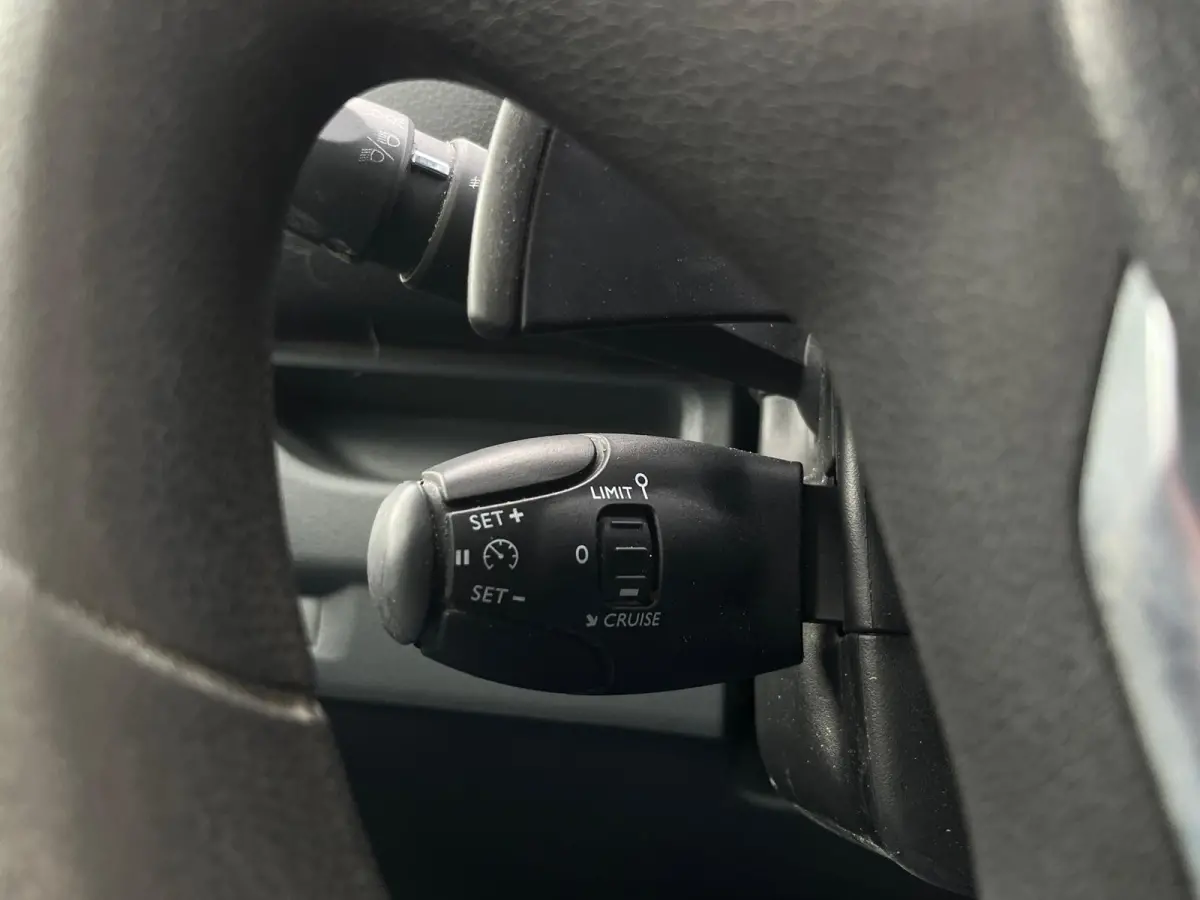 2.0 BlueHDI 120 Premium, Automaat, CarPlay, 360 Camera, Cruise, NAP