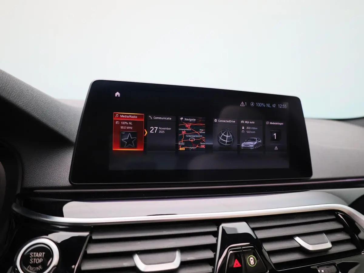 540i xDrive High Executive | Automaat | Panoramadak | Harman Kardon | Lederen Bekleding | Stoelverwarming + Stoelventilatie | head-up display | 360. Camera | Sfeerverlichting |