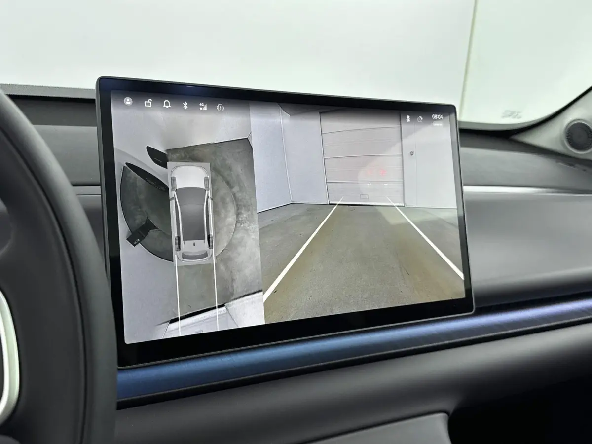 Design 69.9 kWh | DEMO | Navigatie | Elektrische Lederen Stoelen | Stoelverwarming | Stoelventilatie | 360 °C Camera |  Panoramadak |