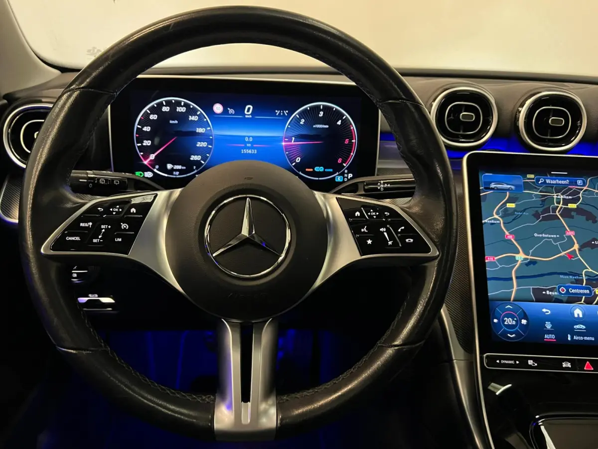 220d / Pano / BTW / 18" AMG / Trekhaak