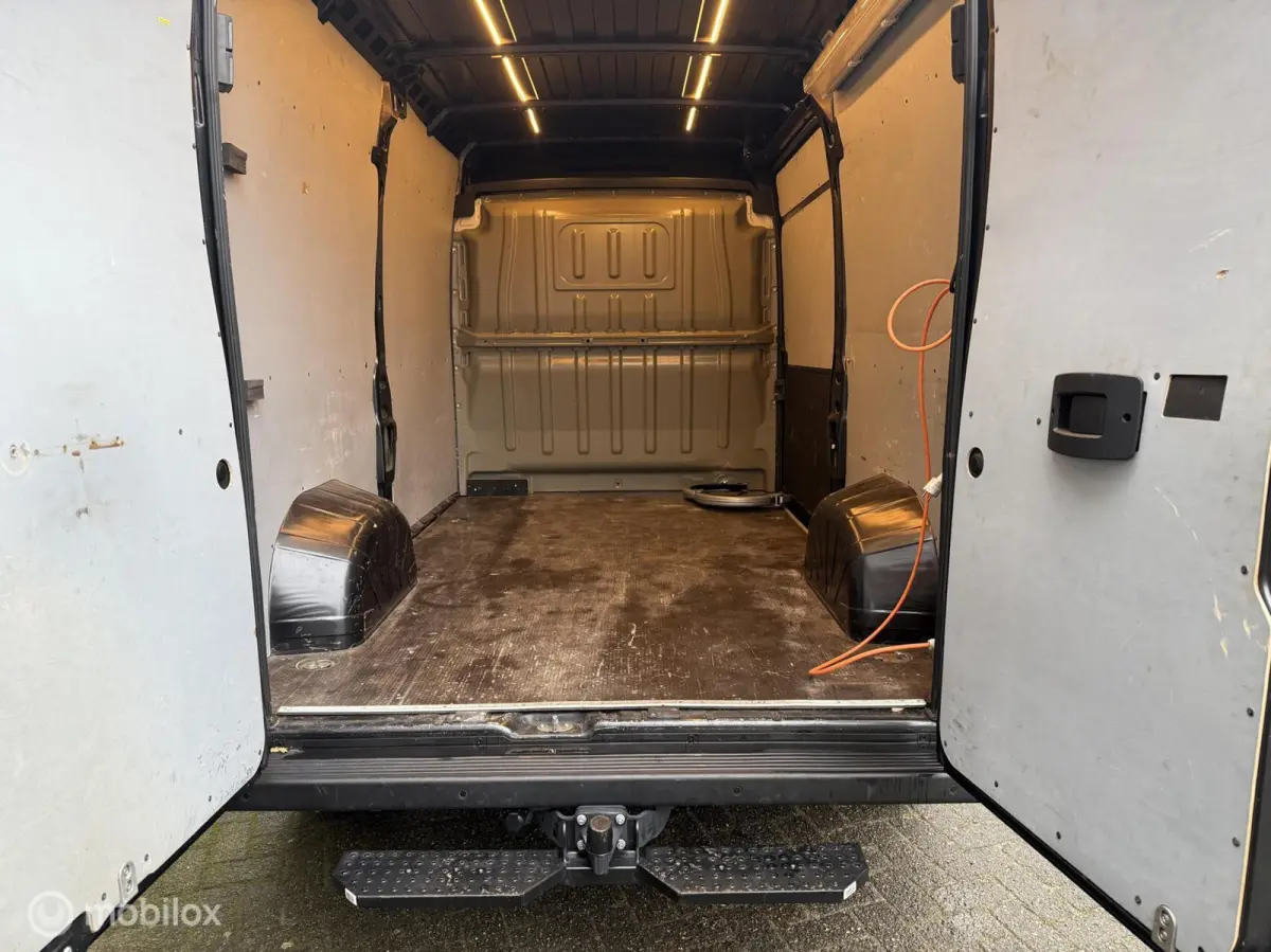 bestel 2.2D 140 S&S L2H2 3.5t