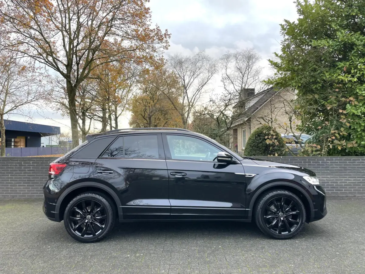 1.5 TSI R-Line Black Style/ Cam/ Beats/ Massage/ IQ LED