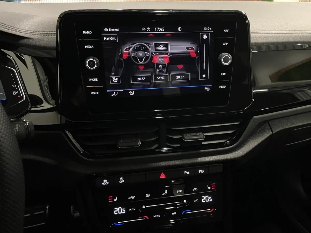 1.5 TSI R-Line Black Style/ Cam/ Beats/ Massage/ IQ LED