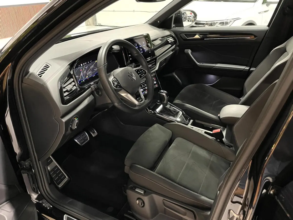 1.5 TSI R-Line Black Style/ Cam/ Beats/ Massage/ IQ LED