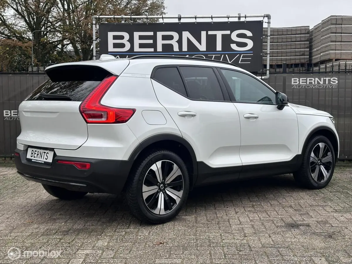 T5 Ultimate Dark|AdaptiveCruiseControl|BLIS|Stoel en stuurverwarming|Keyless