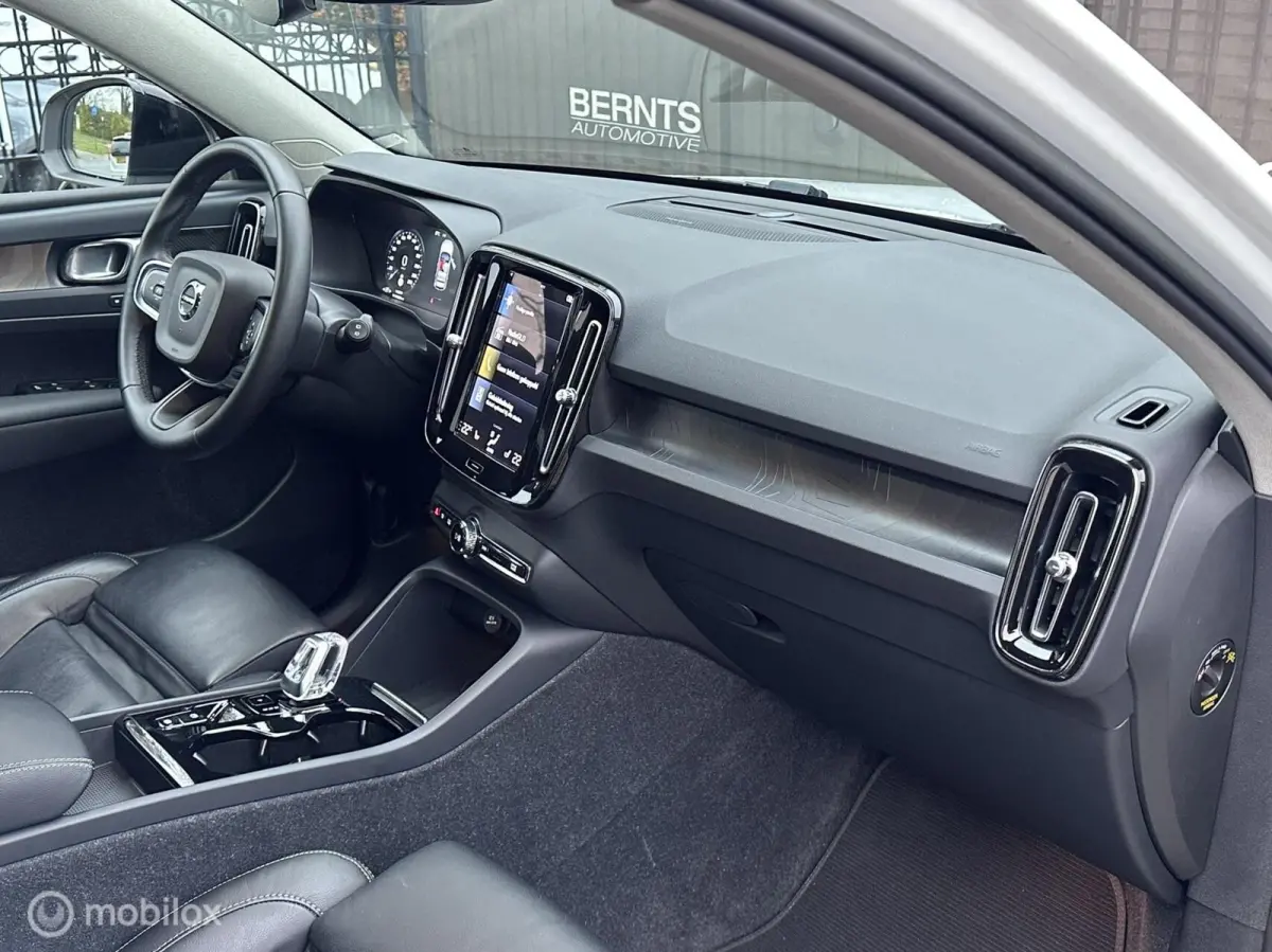 T5 Ultimate Dark|AdaptiveCruiseControl|BLIS|Stoel en stuurverwarming|Keyless